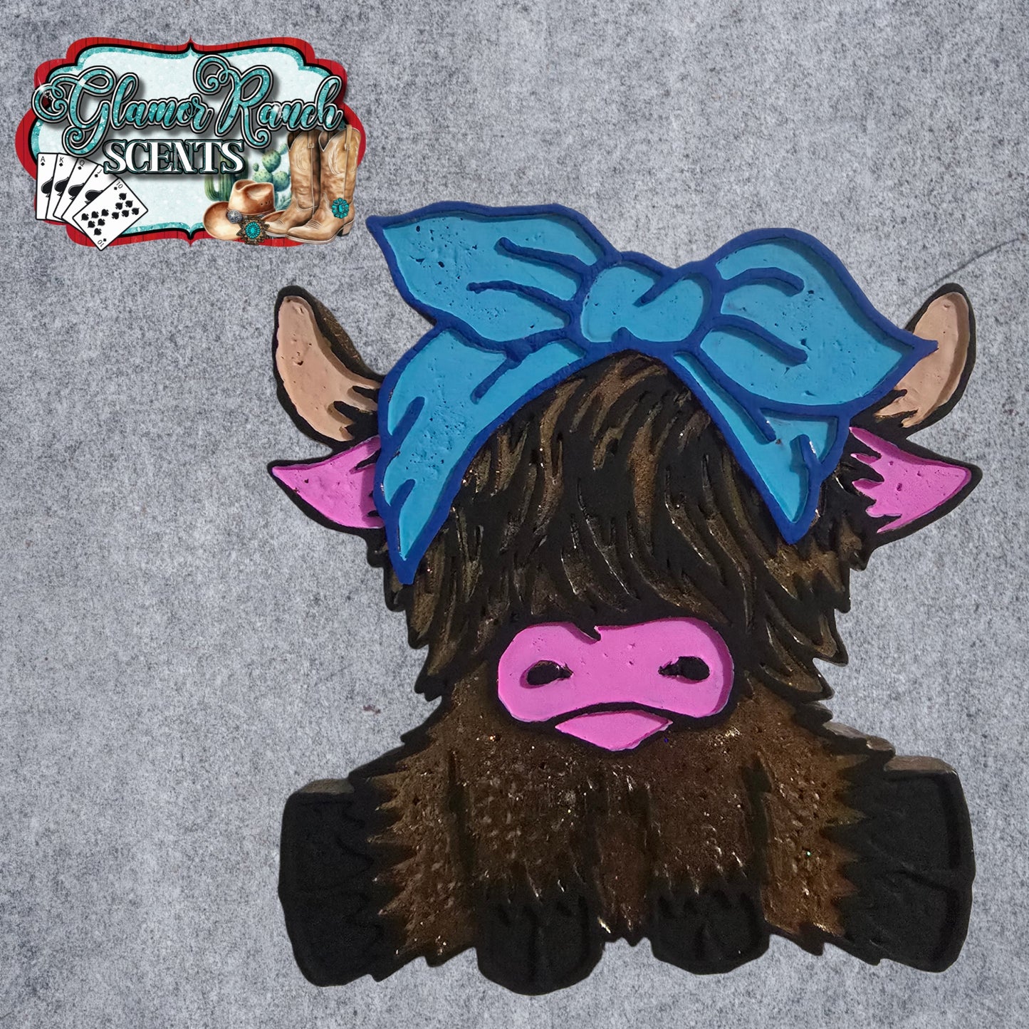 Highland Cow with Bow Freshie