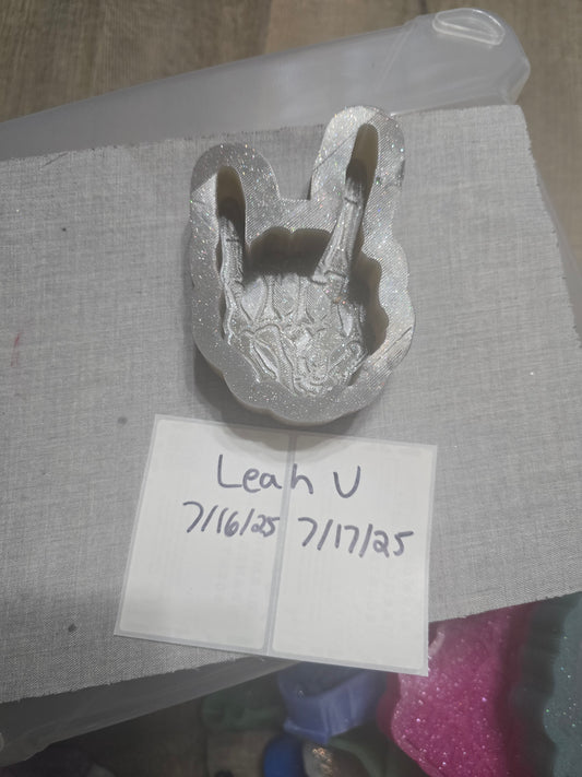 Destash Skelly fingers