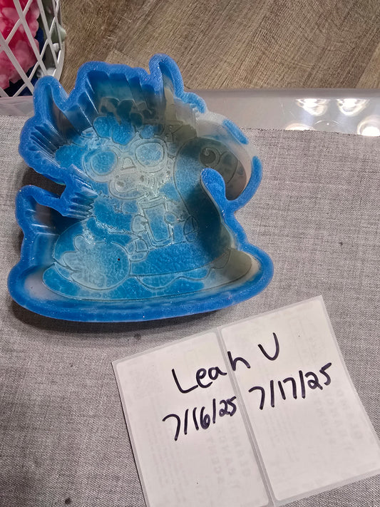 Destash- Cow on Float- LM